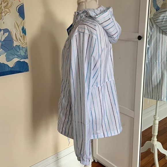 Columbia Windbreaker - Picture 10 of 14